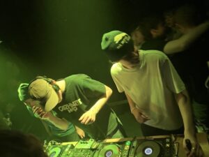 JAKE B2B A.V. til et DJ event